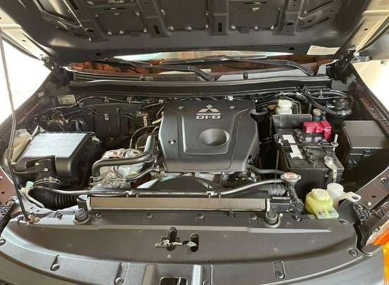 MITSUBISHI-L200 TRITON-2019