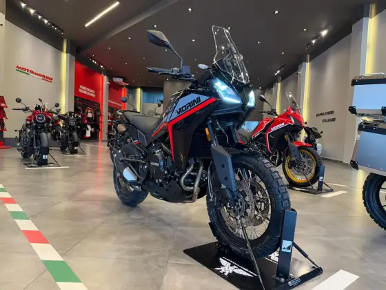 MOTO MORINI X-CAPE MOTO MORINI X-CAPE