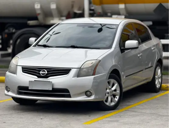 NISSAN SENTRA 2.0 SE 16V FLEX 4P AUTOMÁTICO