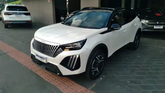 PEUGEOT 2008 1.0 TURBO 200 FLEX GT CVT