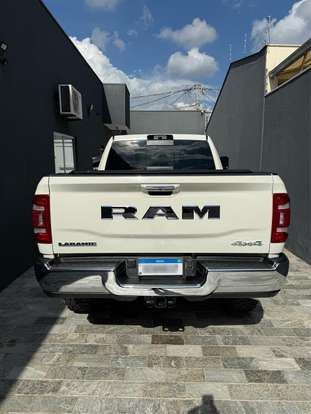 RAM-2500-6.7 I6 TURBO DIESEL LARAMIE CD 4X4 AUTOMÁTICO RAM-2500-2022