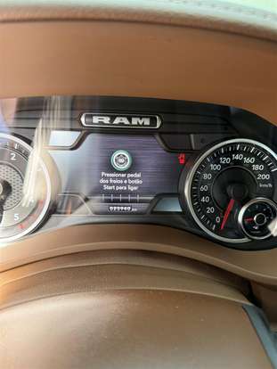 RAM-2500-6.7 I6 TURBO DIESEL LARAMIE CD 4X4 AUTOMÁTICO RAM-2500-2022