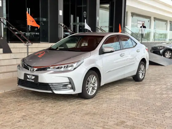 TOYOTA COROLLA 1.8 GLI 16V FLEX 4P AUTOMÁTICO TOYOTA COROLLA 1.8 GLI 16V FLEX 4P AUTOMÁTICO