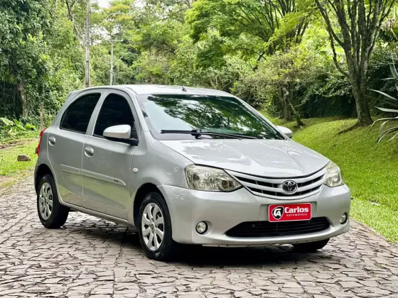 TOYOTA ETIOS 1.3 X 16V FLEX 4P MANUAL TOYOTA ETIOS 1.3 X 16V FLEX 4P MANUAL