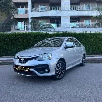 TOYOTA ETIOS 1.5 PLATINUM SEDAN 16V FLEX 4P AUTOMÁTICO