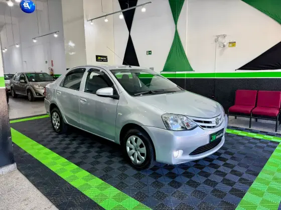 TOYOTA ETIOS 1.5 X SEDAN 16V FLEX 4P MANUAL TOYOTA ETIOS 1.5 X SEDAN 16V FLEX 4P MANUAL