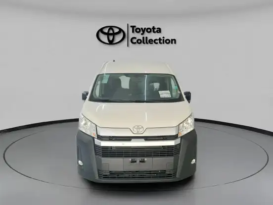 TOYOTA-HIACE-2025