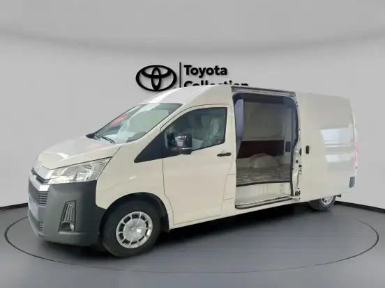 TOYOTA-HIACE-2025