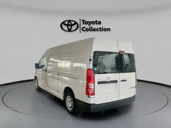 TOYOTA-HIACE-2.8 D-4D TURBO DIESEL FURGÃO DX AUTOMÁTICO TOYOTA-HIACE-2025