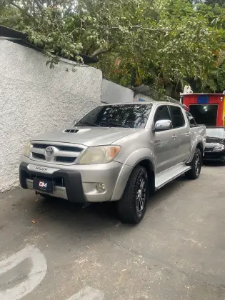 TOYOTA HILUX 3.0 SRV 4X4 CD 16V TURBO INTERCOOLER DIESEL 4P AUTOMÁTICO