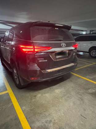 TOYOTA-HILUX SW4-2022