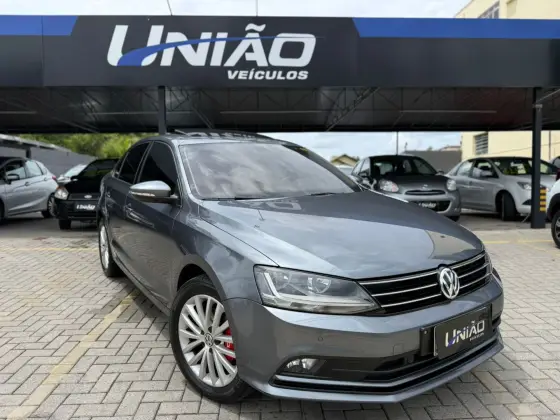 VOLKSWAGEN JETTA 1.4 16V TSI COMFORTLINE GASOLINA 4P TIPTRONIC