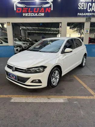VOLKSWAGEN POLO 1.0 200 TSI COMFORTLINE AUTOMÁTICO