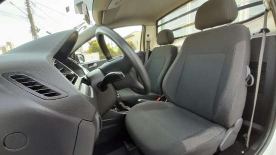 VOLKSWAGEN-SAVEIRO-2023