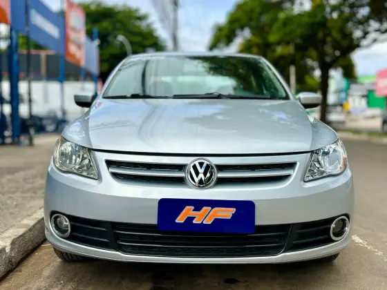 VOLKSWAGEN VOYAGE 1.6 MI COMFORTLINE 8V FLEX 4P MANUAL VOLKSWAGEN VOYAGE 1.6 MI COMFORTLINE 8V FLEX 4P MANUAL