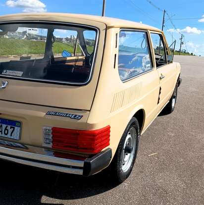 VOLKSWAGEN-BRASILIA-1978