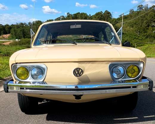 VOLKSWAGEN-BRASILIA-1978