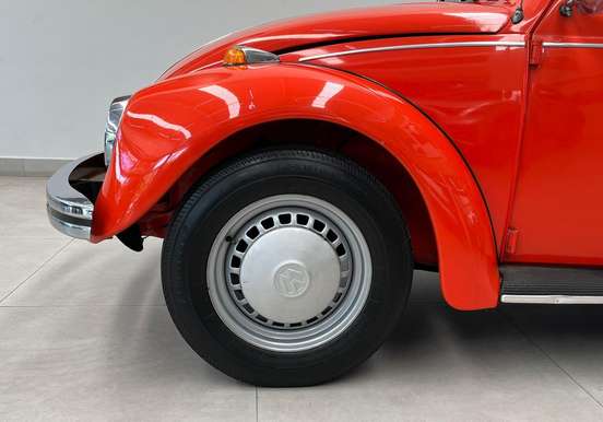VOLKSWAGEN-FUSCA-1975