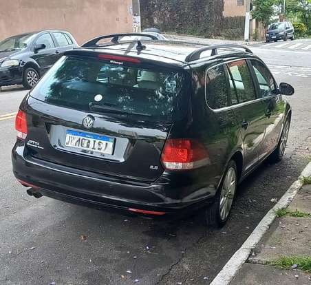 VOLKSWAGEN-JETTA-2012
