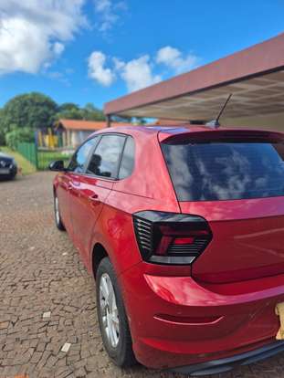 VOLKSWAGEN-POLO-2023