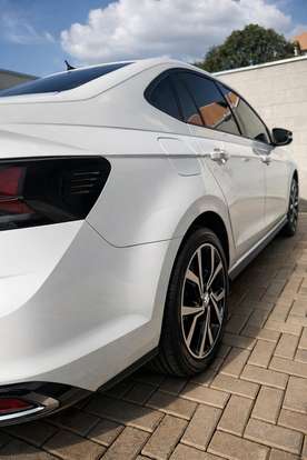 VOLKSWAGEN-VIRTUS-2023