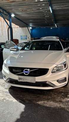 VOLVO-S60-2.0 T6 R-DESIGN GASOLINA 4P AUTOMÁTICO VOLVO-S60-2015