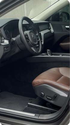 VOLVO-XC60-2.0 T8 HYBRID MOMENTUM AWD GEARTRONIC VOLVO-XC60-2020