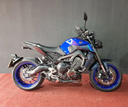 YAMAHA MT-09 