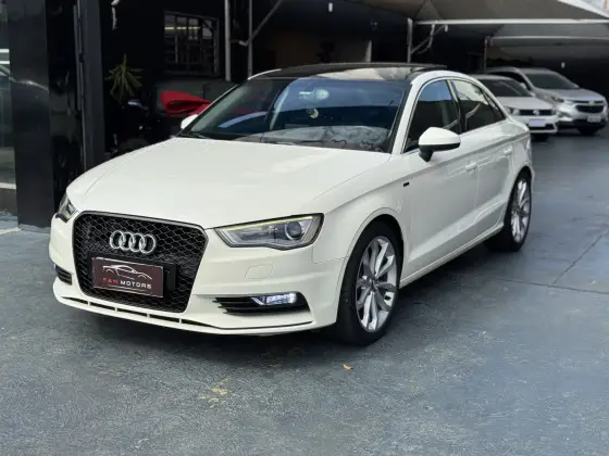 AUDI A3 1.8 TFSI SEDAN 16V 180CV GASOLINA 4P AUTOMÁTICO AUDI A3 1.8 TFSI SEDAN 16V 180CV GASOLINA 4P AUTOMÁTICO