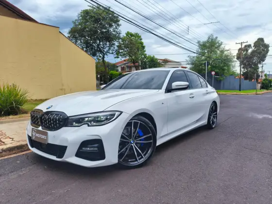 BMW 320i 2.0 16V TURBO FLEX M SPORT AUTOMÁTICO BMW 320i 2.0 16V TURBO FLEX M SPORT AUTOMÁTICO