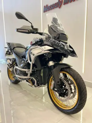 BMW R 1300 GS TRIPLE BLACK BMW R 1300 GS TRIPLE BLACK