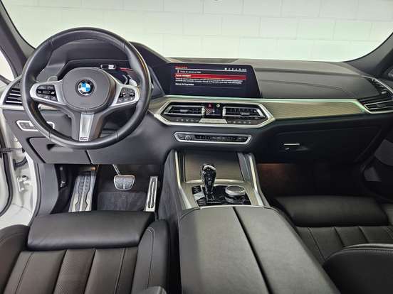 BMW-X6-2021