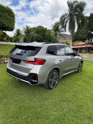BMW-X1-2024