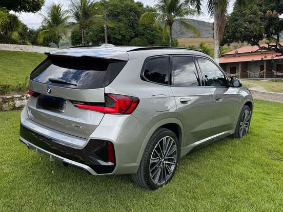 BMW-X1-2.0 16V TURBO GASOLINA SDRIVE20I M SPORT STEPTRONIC BMW-X1-2024