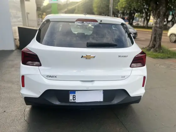 CHEVROLET ONIX 1.0 TURBO FLEX LT AUTOMÁTICO