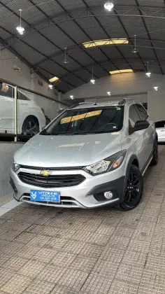CHEVROLET ONIX 1.4 MPFI ACTIV 8V FLEX 4P AUTOMÁTICO