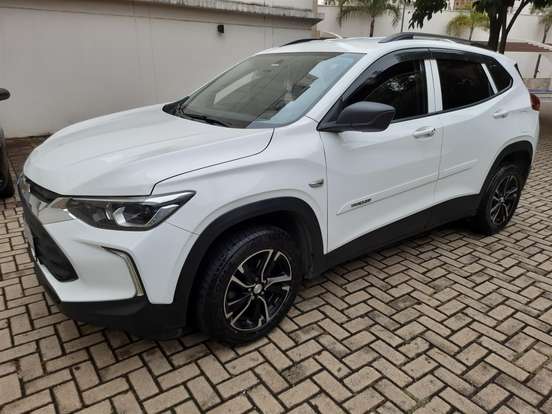 CHEVROLET-TRACKER-2020
