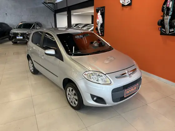 FIAT PALIO 1.0 MPI ATTRACTIVE 8V FLEX 4P MANUAL FIAT PALIO 1.0 MPI ATTRACTIVE 8V FLEX 4P MANUAL