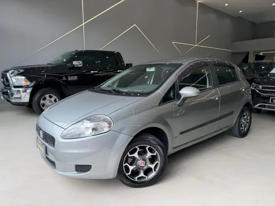FIAT PUNTO 1.4 ATTRACTIVE 8V FLEX 4P MANUAL