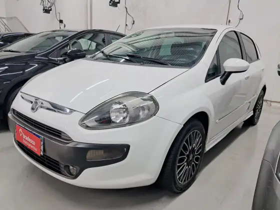 FIAT PUNTO 1.8 SPORTING 16V FLEX 4P MANUAL