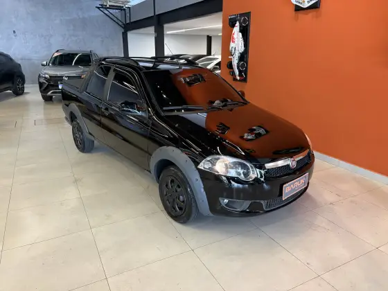 FIAT STRADA 1.6 MPI TREKKING CD 16V FLEX 2P MANUAL FIAT STRADA 1.6 MPI TREKKING CD 16V FLEX 2P MANUAL