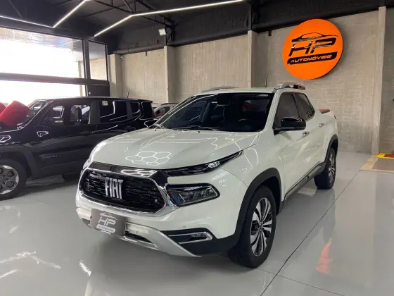 FIAT TORO 2.0 16V TURBO DIESEL VOLCANO 4WD AT9 FIAT TORO 2.0 16V TURBO DIESEL VOLCANO 4WD AT9