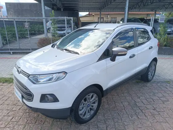 FORD ECOSPORT 1.6 FREESTYLE 16V FLEX 4P MANUAL FORD ECOSPORT 1.6 FREESTYLE 16V FLEX 4P MANUAL