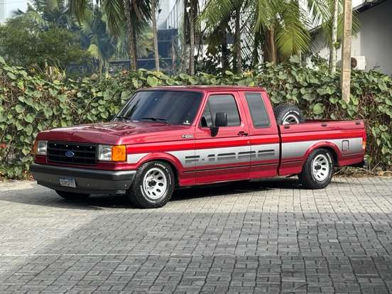FORD-F-1000-1995