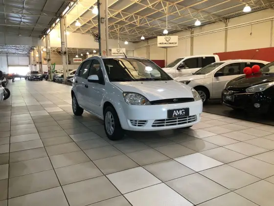 FORD FIESTA 1.0 MPI PERSONNALITÉ 8V GASOLINA 4P MANUAL