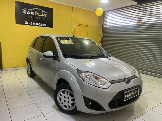 FORD FIESTA 1.0 ROCAM HATCH 8V FLEX 4P MANUAL