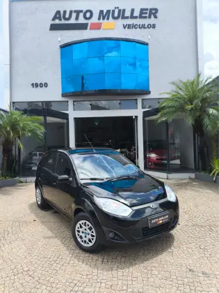 FORD FIESTA 1.6 ROCAM SE PLUS 8V FLEX 4P MANUAL