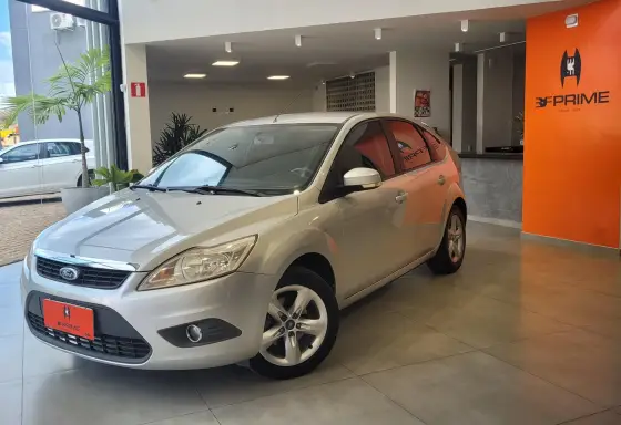 FORD FOCUS 1.6 GLX 16V FLEX 4P MANUAL
