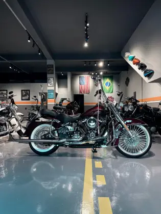 HARLEY-DAVIDSON SOFTAIL DELUXE HARLEY-DAVIDSON SOFTAIL DELUXE