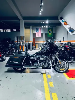 HARLEY-DAVIDSON STREET GLIDE SPECIAL HARLEY-DAVIDSON STREET GLIDE SPECIAL